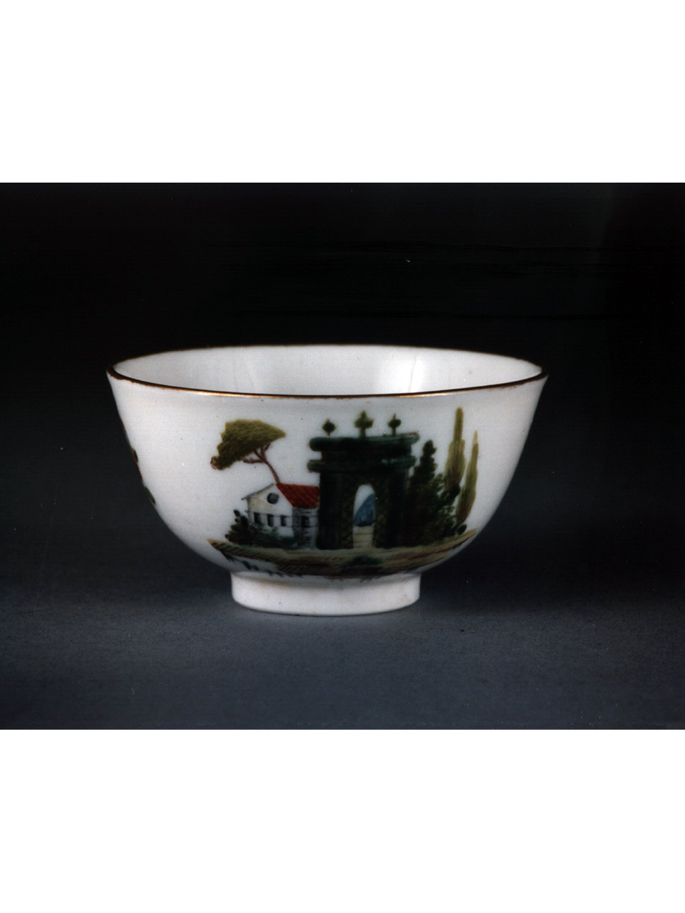 paesaggio con architetture (tazza) di Cozzi Geminiano (sec. XVIII)