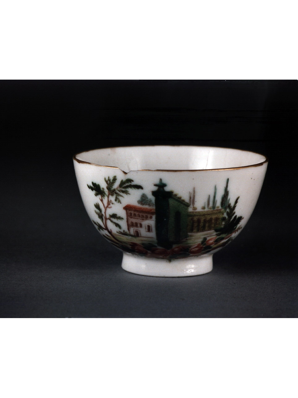 paesaggio con architetture (tazza) di Cozzi Geminiano (sec. XVIII)