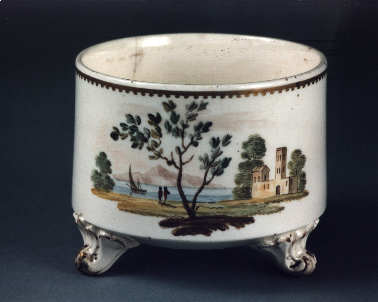 paesaggio con architetture (zuccheriera) - manifattura napoletana (sec. XVIII)