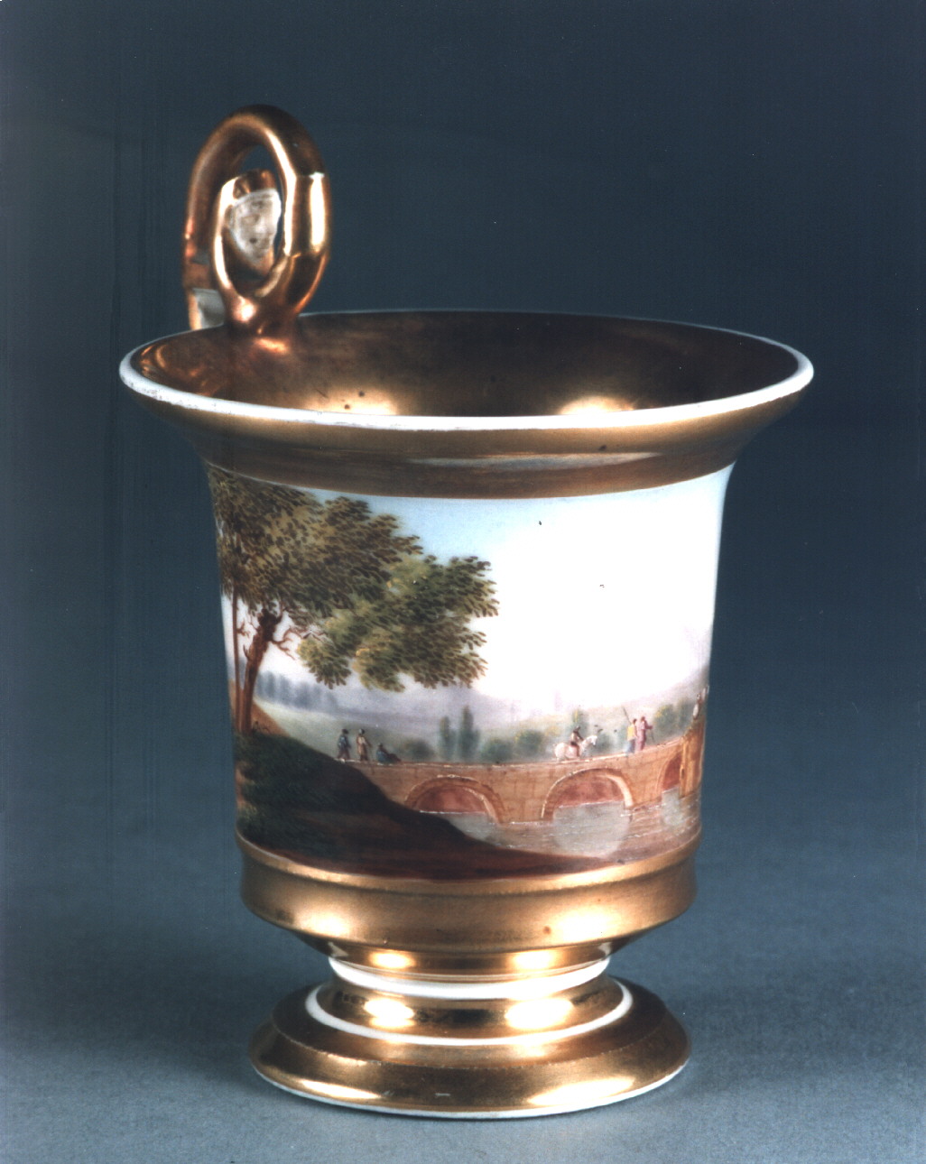 paesaggio (tazza) - manifattura napoletana (prima metà sec. XIX)