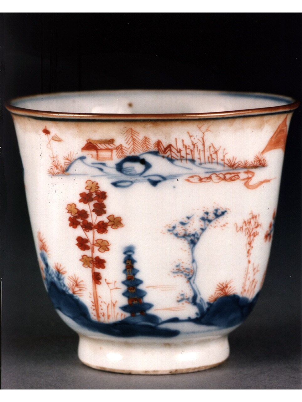 paesaggio (tazzina) - manifattura cinese (primo quarto sec. XVIII)