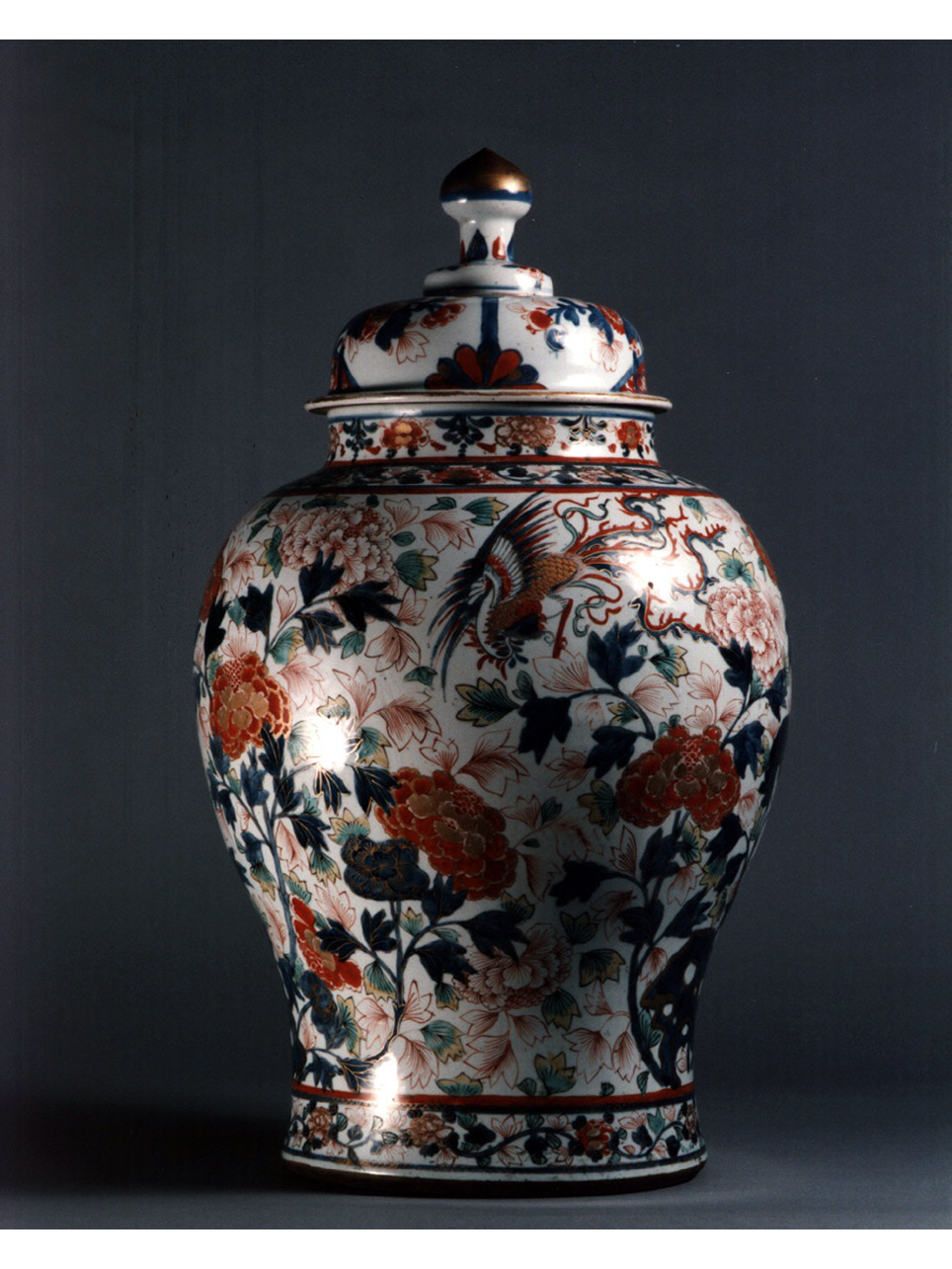 motivi decorativi floreali (vaso) - manifattura cinese (prima metà sec. XVIII)