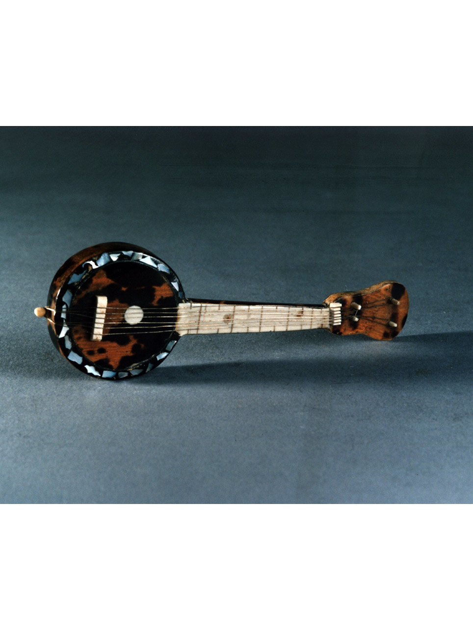 mandolino - bottega napoletana (prima metà sec. XX)