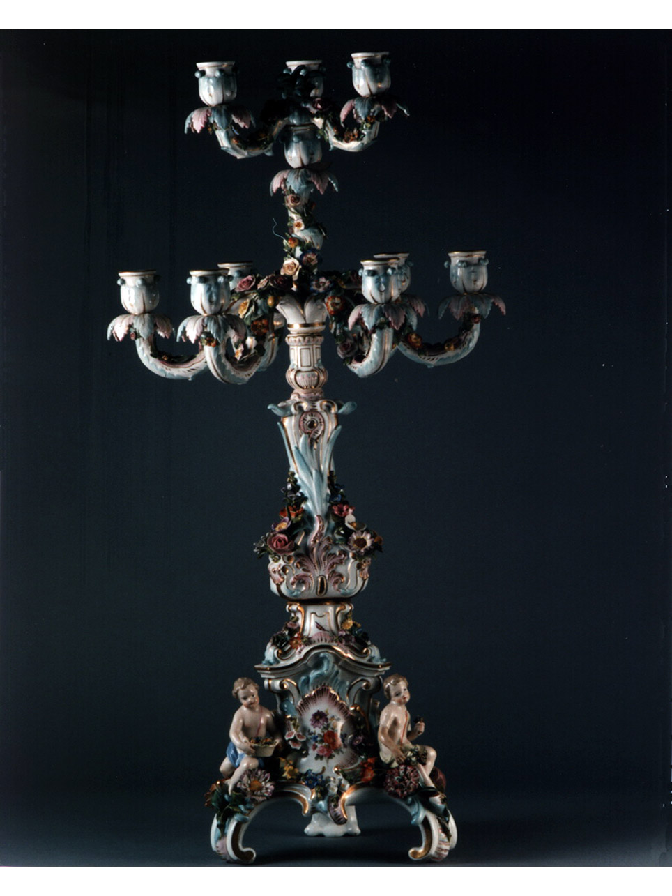 motivi decorativi floreali (candelabro) - manifattura di Meissen (sec. XIX)