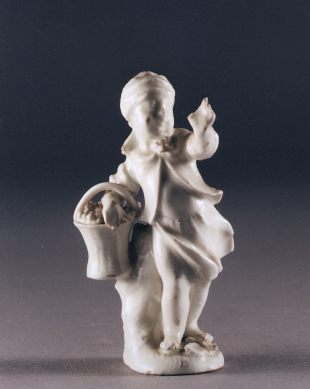 putto (statuetta) - manifattura tedesca (ultimo quarto sec. XVIII)