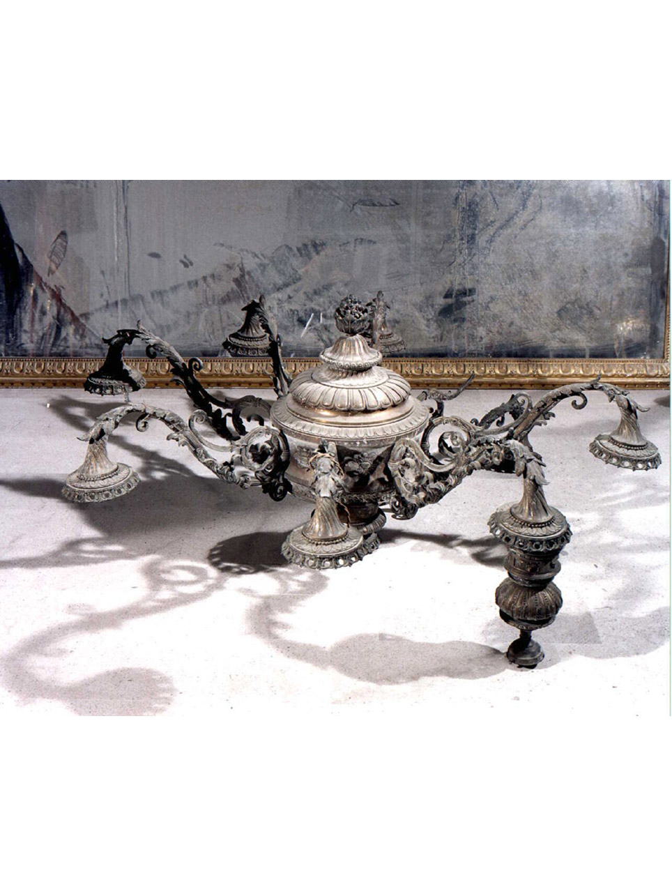 lampadario - bottega napoletana (ultimo quarto sec. XIX)