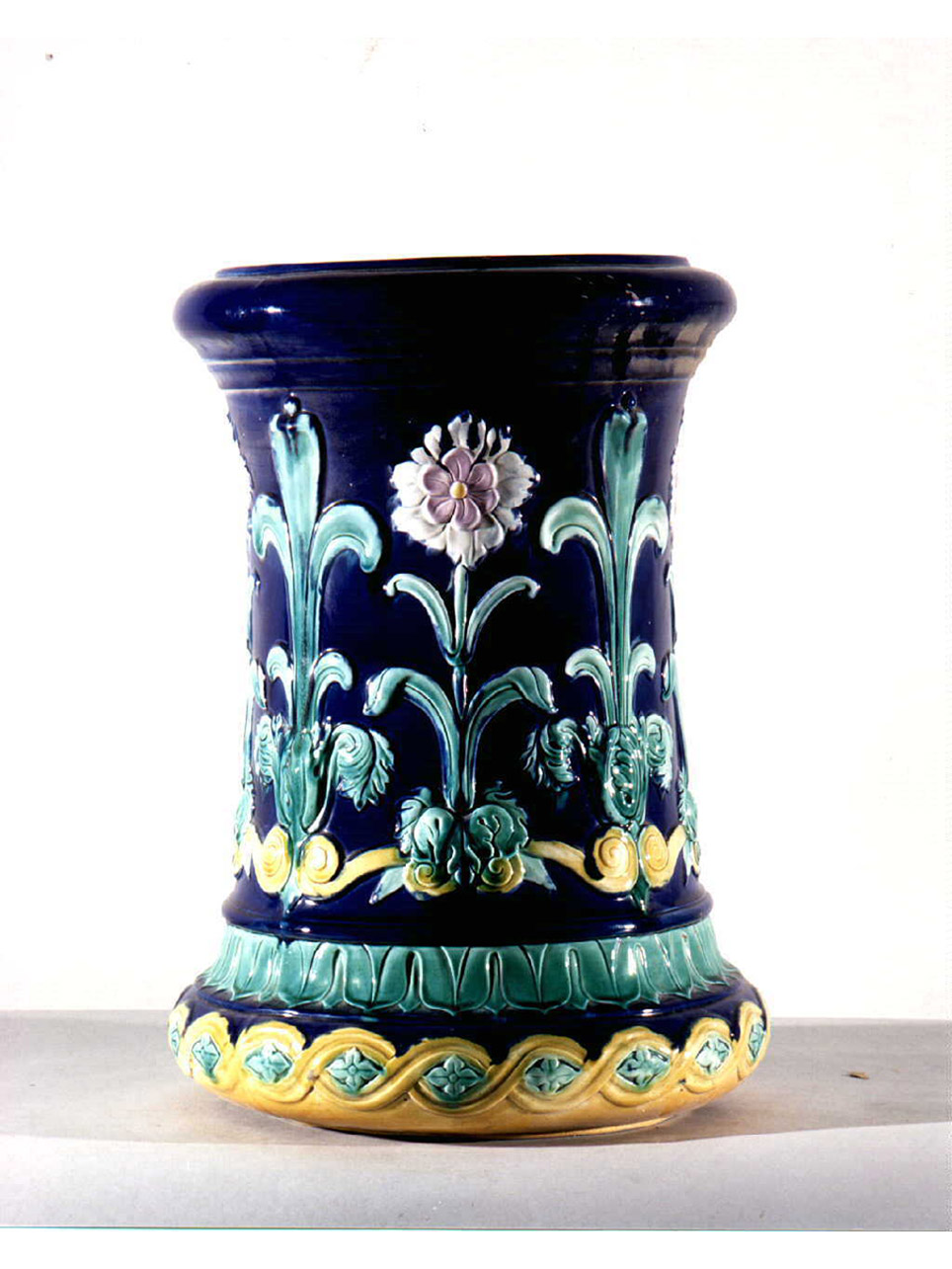 motivi decorativi floreali (base) - manifattura campana (seconda metà sec. XIX)