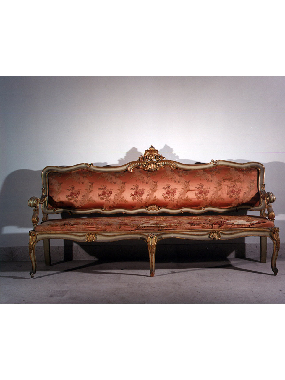 motivi decorativi floreali (divano) - bottega napoletana (ultimo quarto, metà sec. XIX, sec. XX)