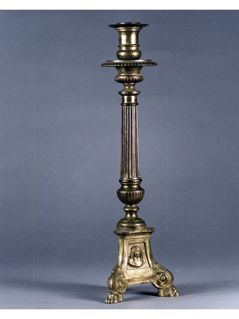 motivi decorativi a volute (candeliere d'altare) - bottega napoletana (primo quarto sec. XX)