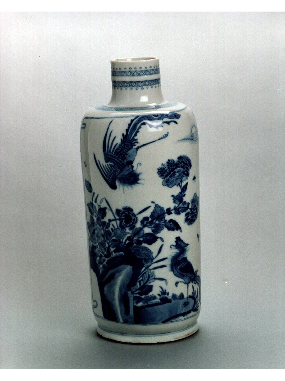 motivi decorativi vegetali e animali (vaso) - manifattura cinese (prima metà sec. XVIII)