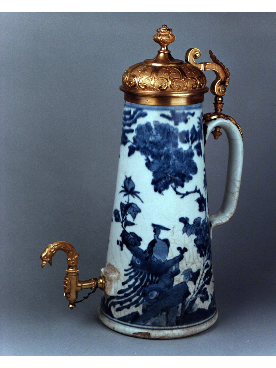 motivi decorativi vegetali e animali (caffettiera) - manifattura giapponese, produzione europea (sec. XVII)