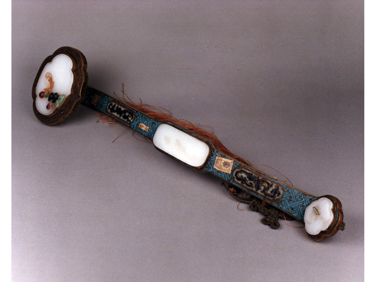 motivi decorativi geometrici (scettro) - manifattura cinese (sec. XVIII)