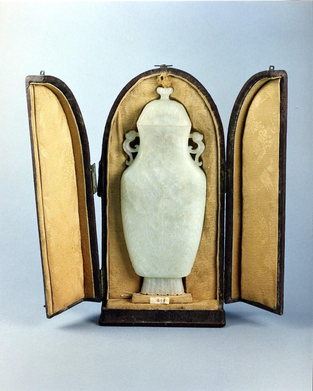 animali fantastici/ motivi decorativi vegetali (vasetto) - manifattura cinese (sec. XVIII)