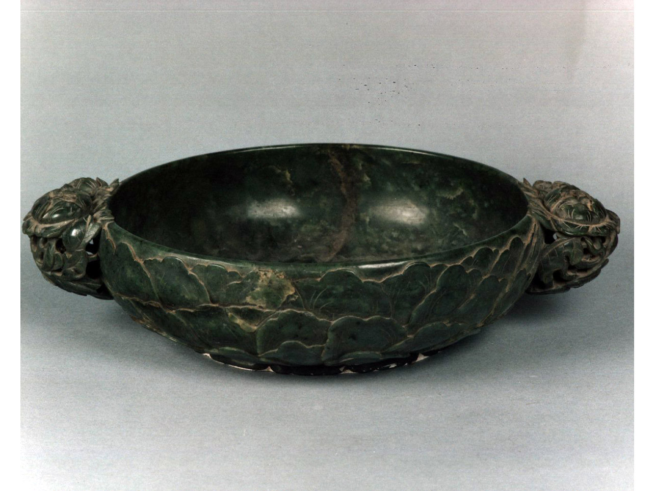 motivi decorativi floreali (ciotola) - manifattura cinese (sec. XVIII)