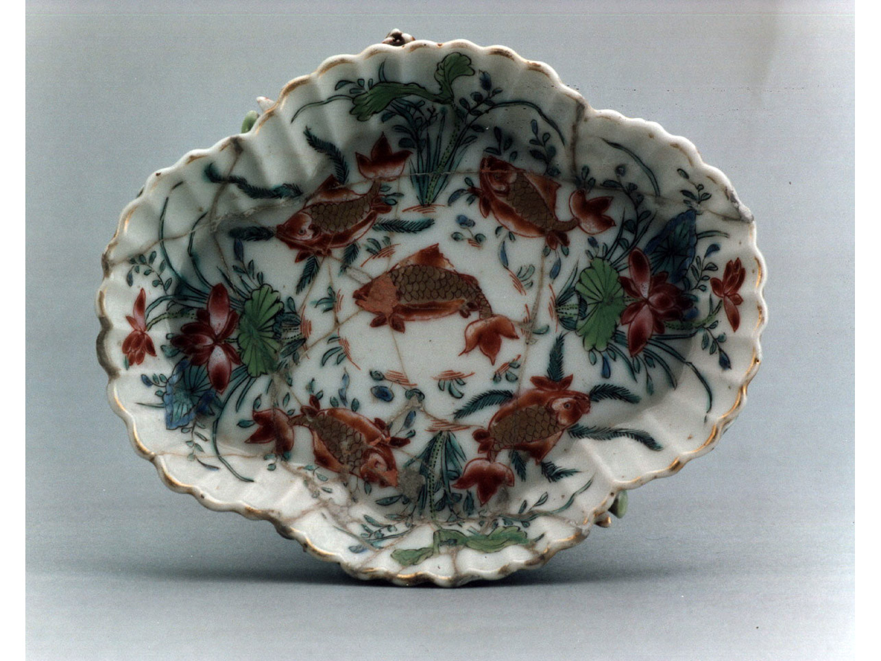motivi decorativi vegetale e animali (piattino) - manifattura cinese (sec. XVIII)