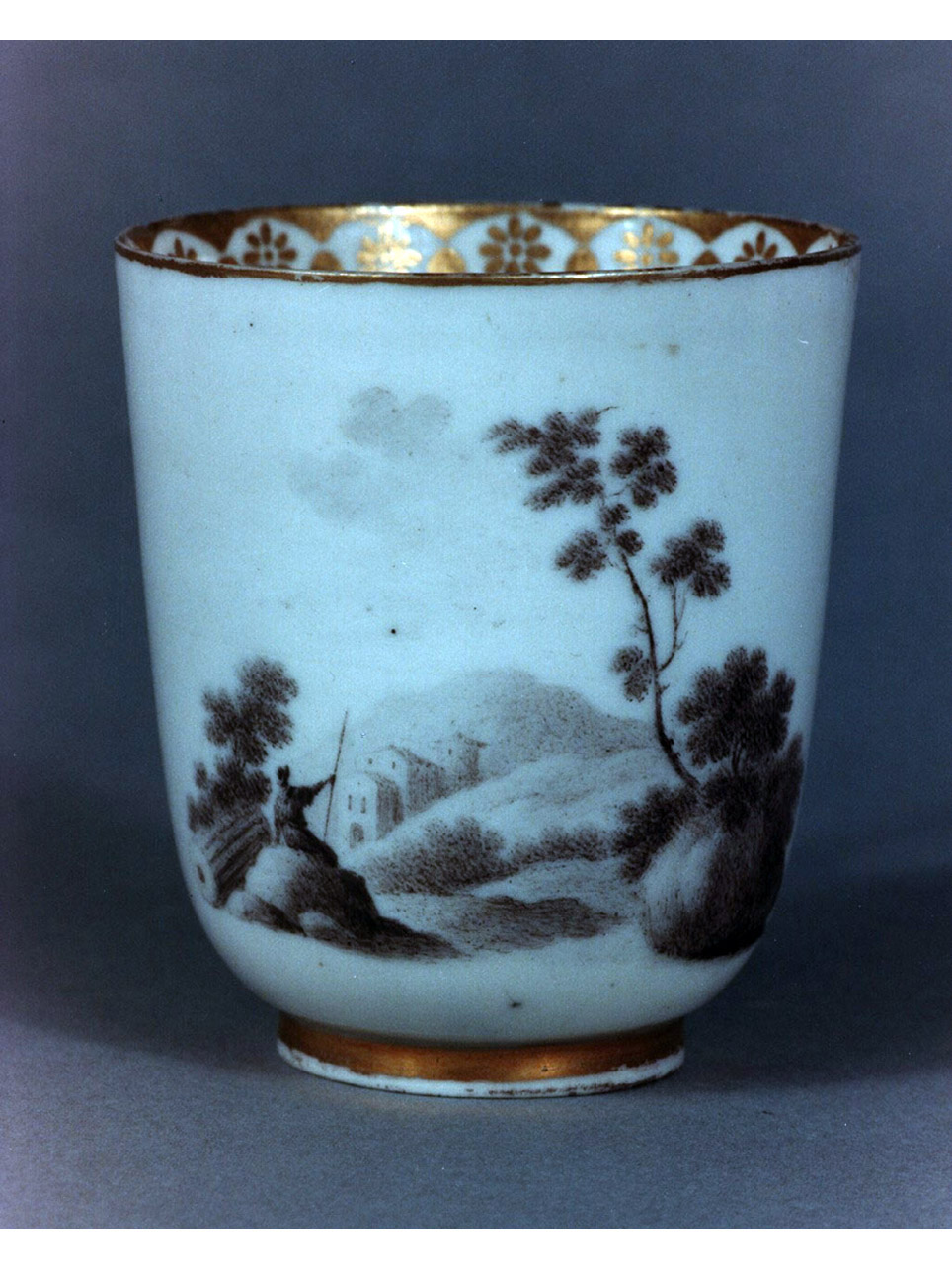 paesaggio (tazza) di Caselli Giovanni (sec. XVIII)