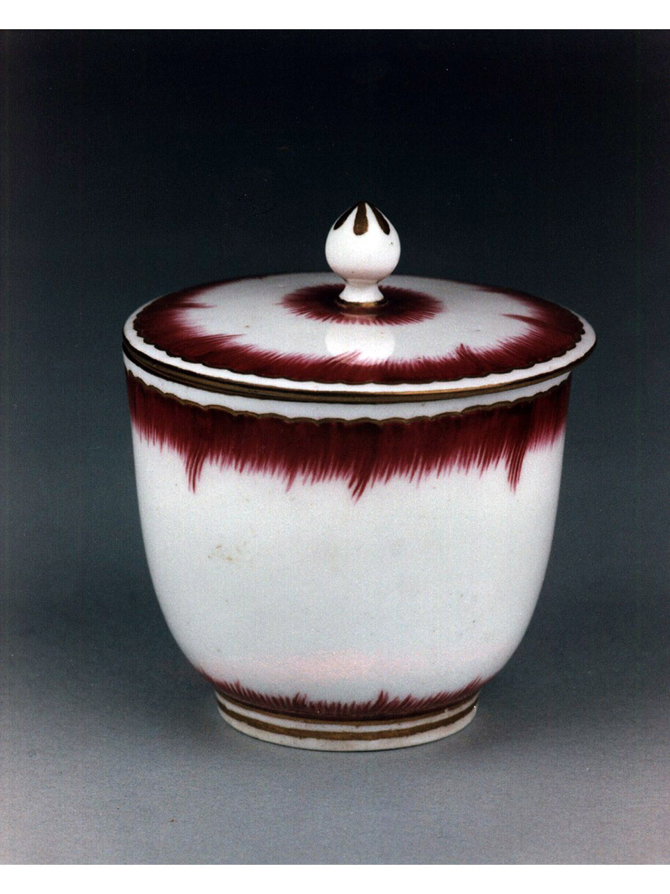 motivi decorativi (zuccheriera) - manifattura di Vincennes (sec. XVIII)