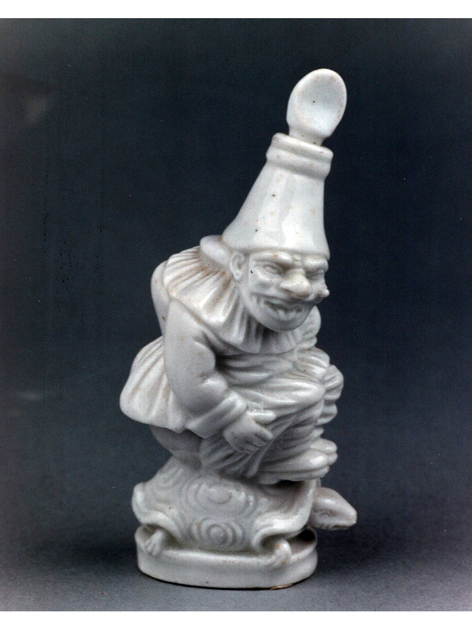 figura maschile (portaprofumo) - Real Fabbrica di Napoli (secc. XVIII/ XIX)