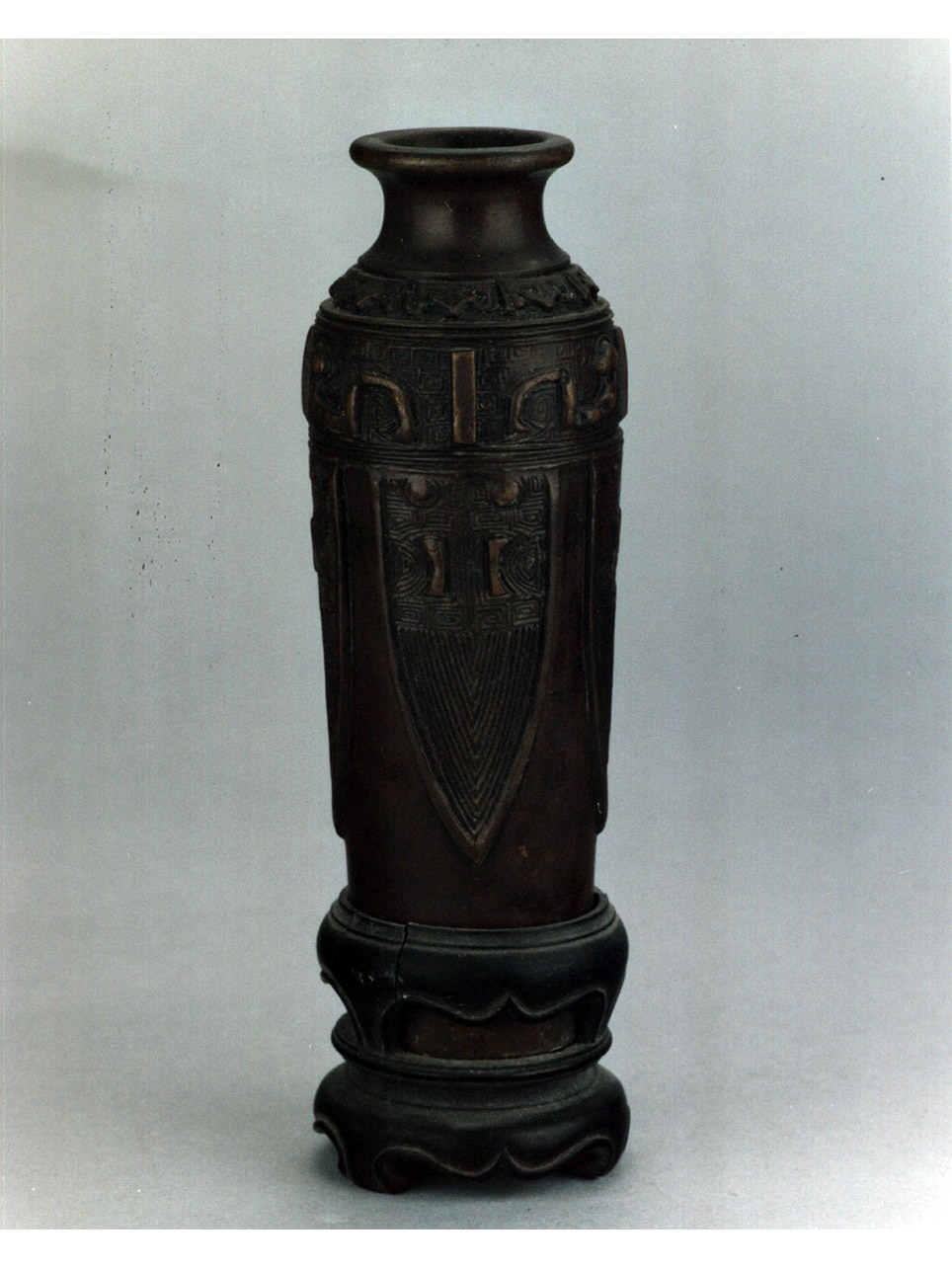 motivi decorativi vegetali e animali (vasetto) - manifattura cinese (secc. XVII/ XVIII)