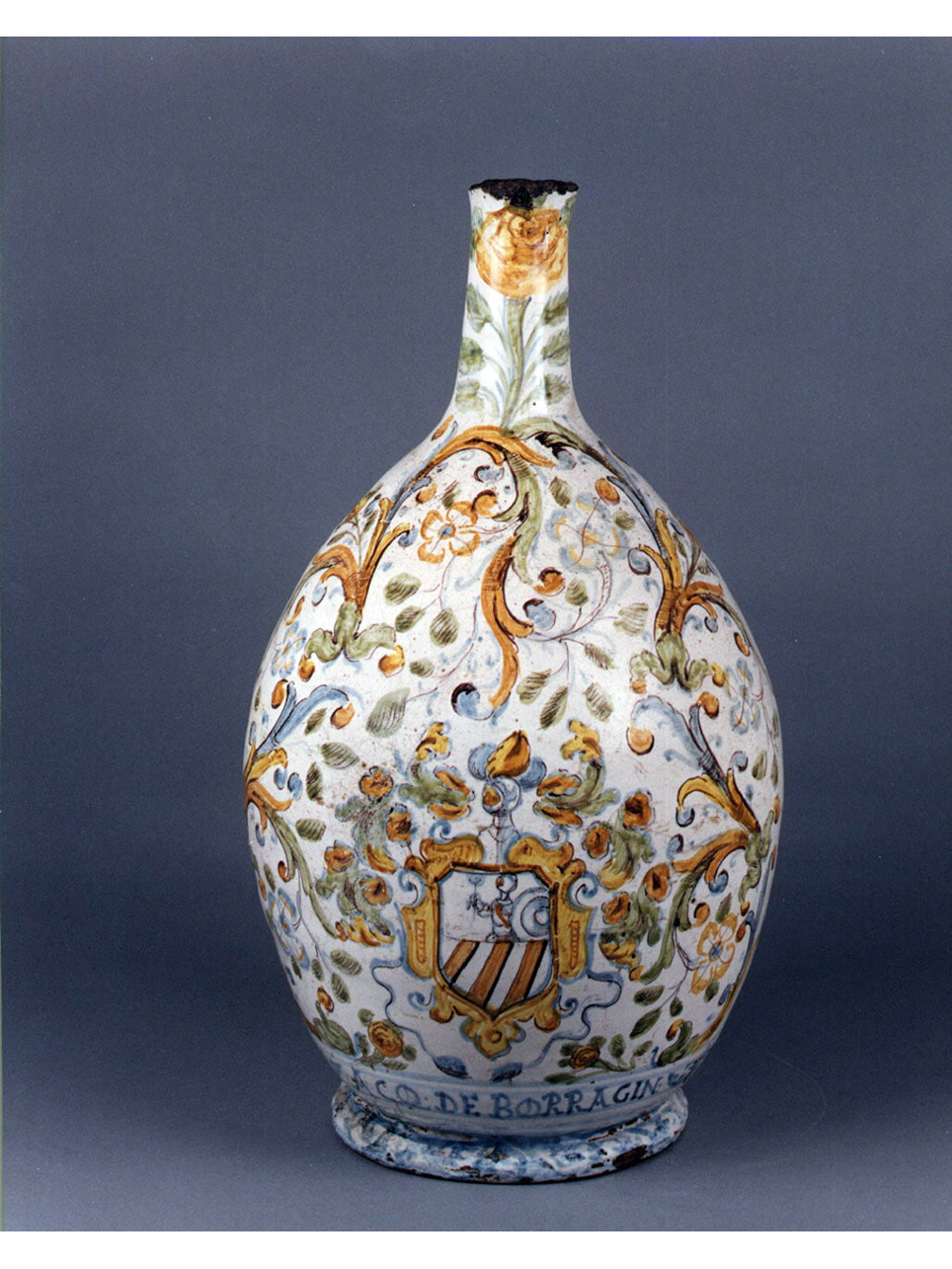 motivi decorativi floreali (bottiglia) - manifattura abruzzese (sec. XVII)