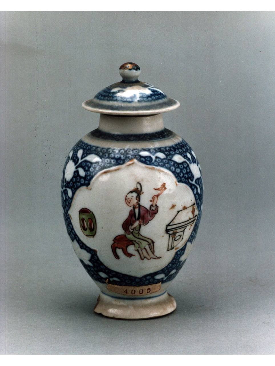 giovane orientale (vasetto) - manifattura cinese (sec. XVIII)