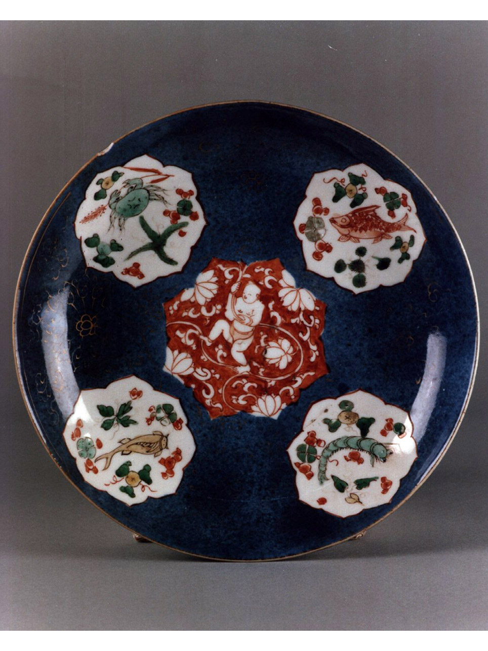 giovane (piatto) - manifattura cinese (sec. XVIII)