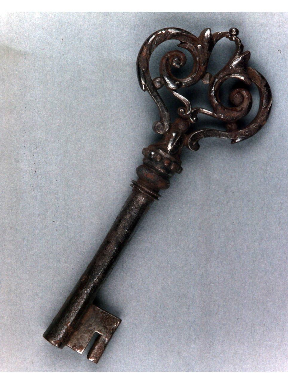 motivi decorativi a volute (chiave) - bottega italiana (secc. XVI/ XVII)