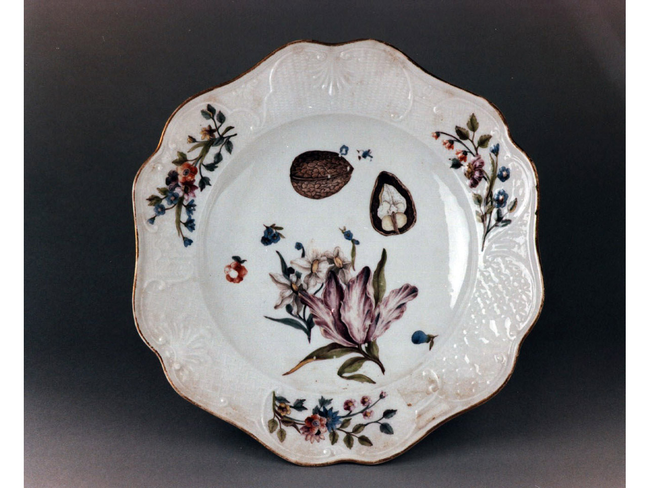 motivi decorativi floreali (piatto) - manifattura di Meissen (sec. XVIII)