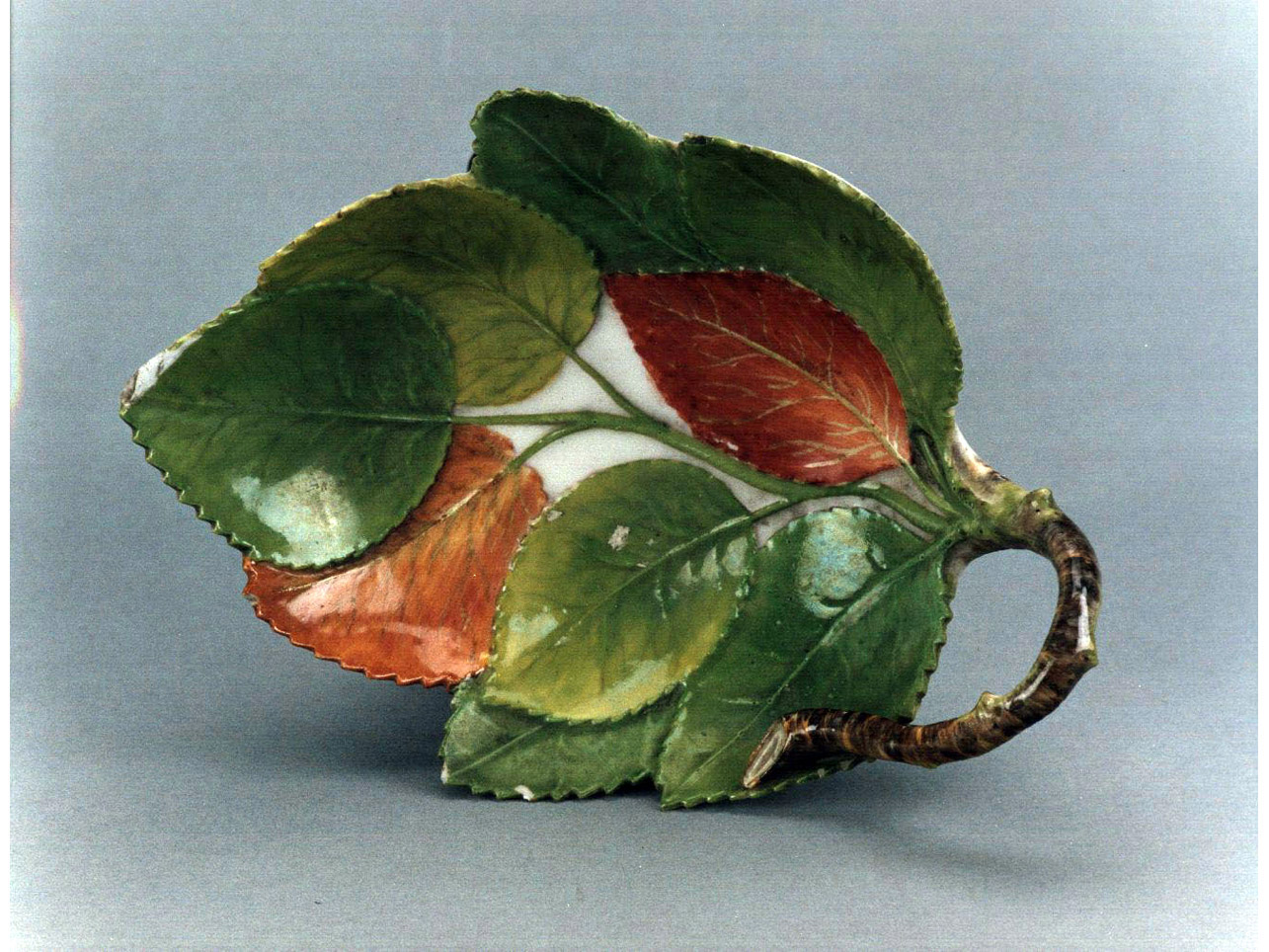 motivi decorativi vegetali (piattino) - manifattura di Meissen (sec. XVIII)