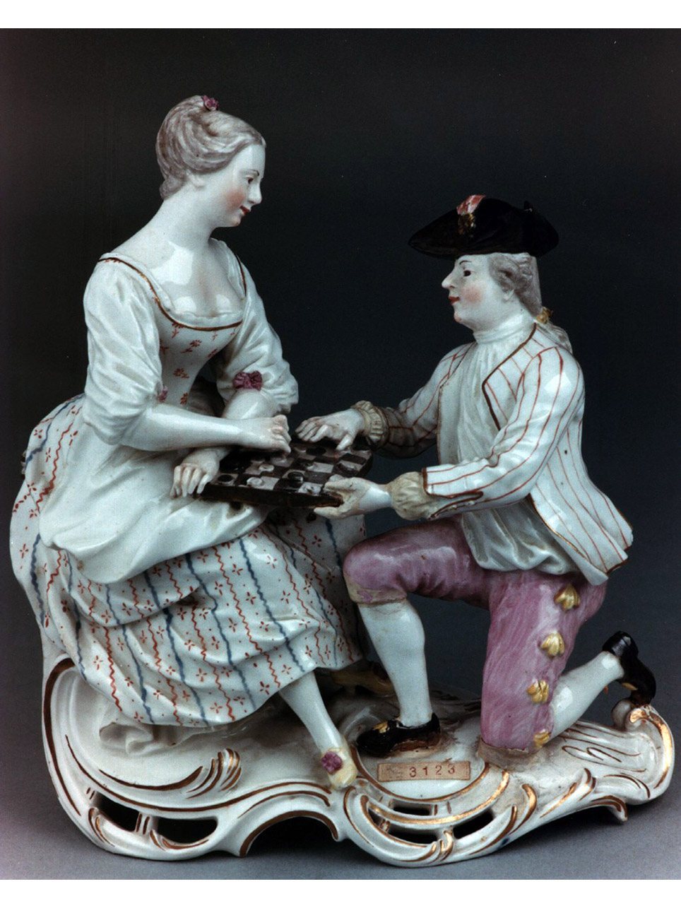 giocatori di dama (scultura miniaturistica) - manifattura di Frankenthal (sec. XVIII)