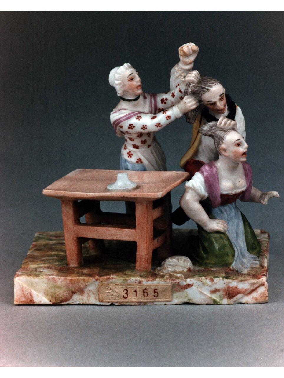figure femminili (scultura miniaturistica) - manifattura di Ludwigsburg (sec. XVIII)