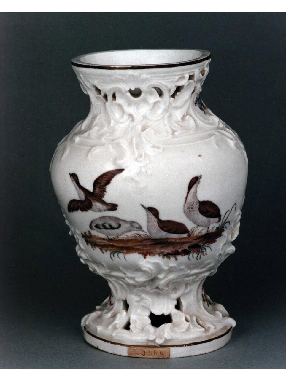 motivi decorativi vegetali e animali (vaso) - manifattura di Fuerstenberg (sec. XVIII)