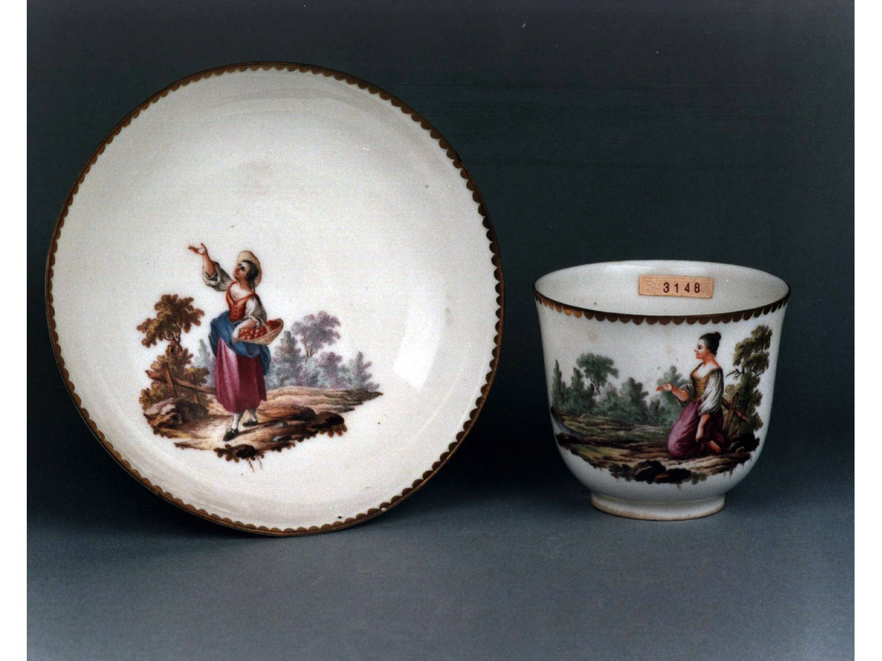 scena campestre con figure (tazza) - manifattura svizzera (sec. XVIII)