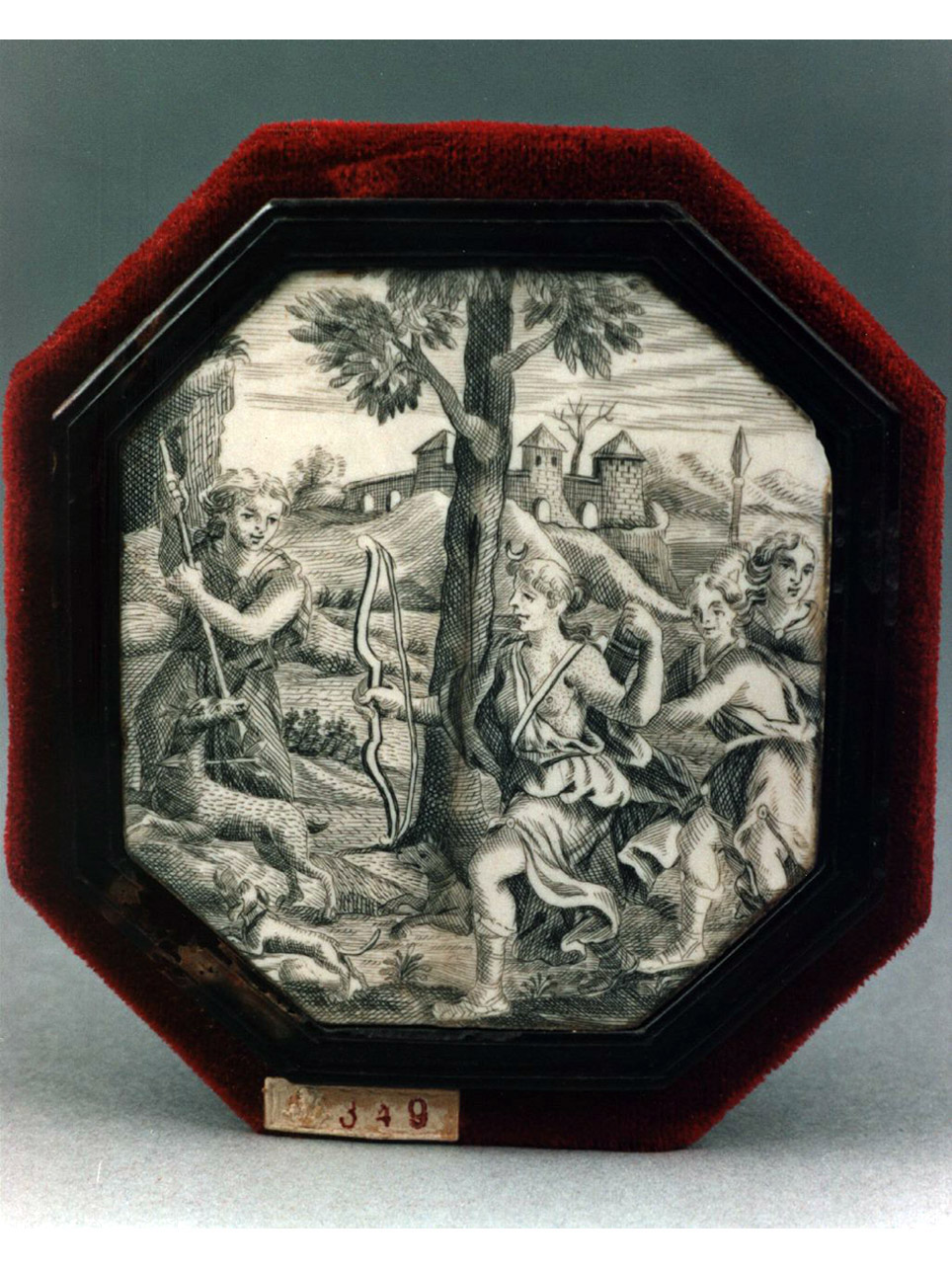 Diana cacciatrice con le ninfe (placchetta) - bottega Italia settentrionale (secc. XVI/ XVII)