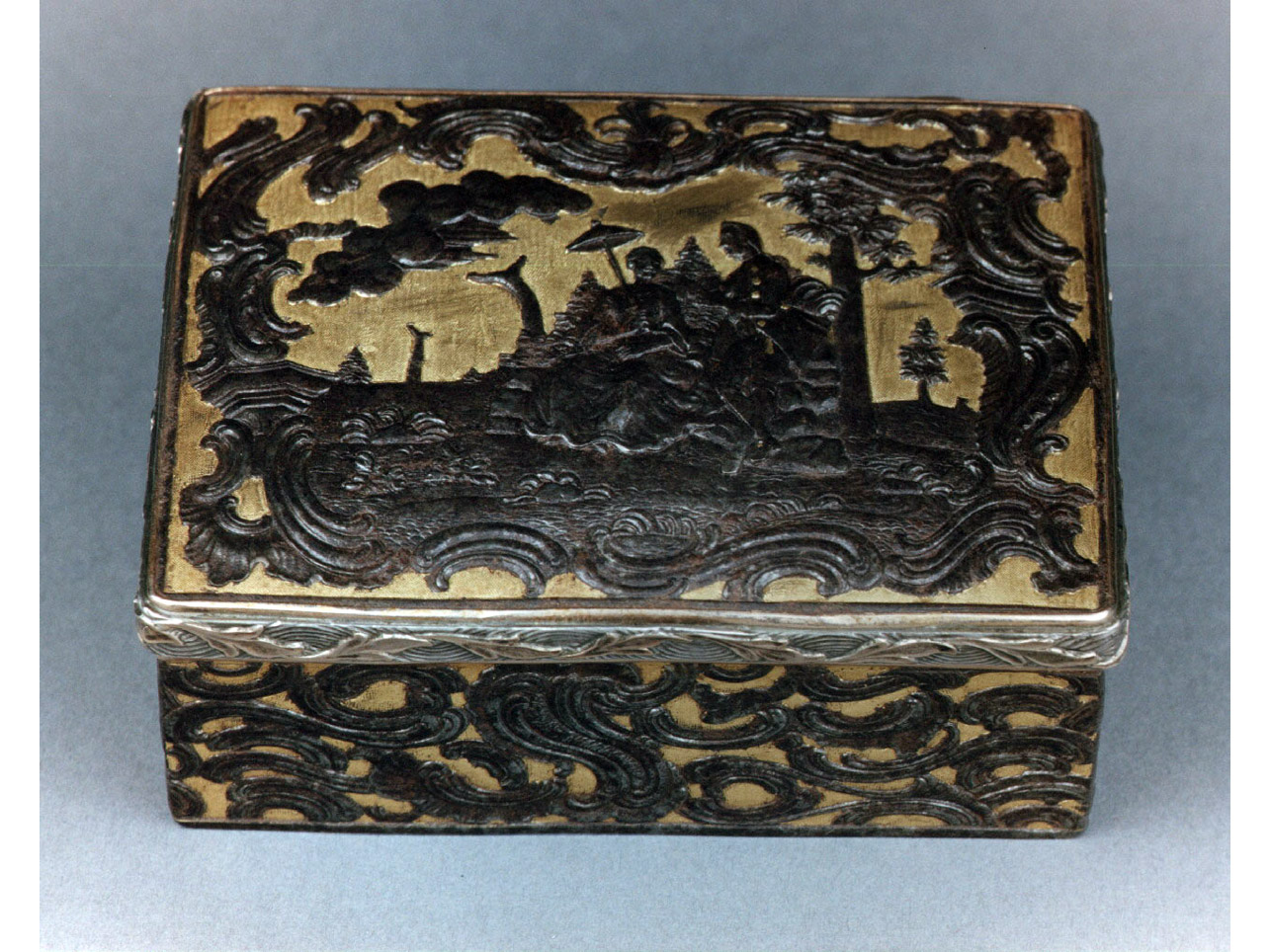 scena campestre con figure (tabacchiera) - bottega francese (metà sec. XVIII)