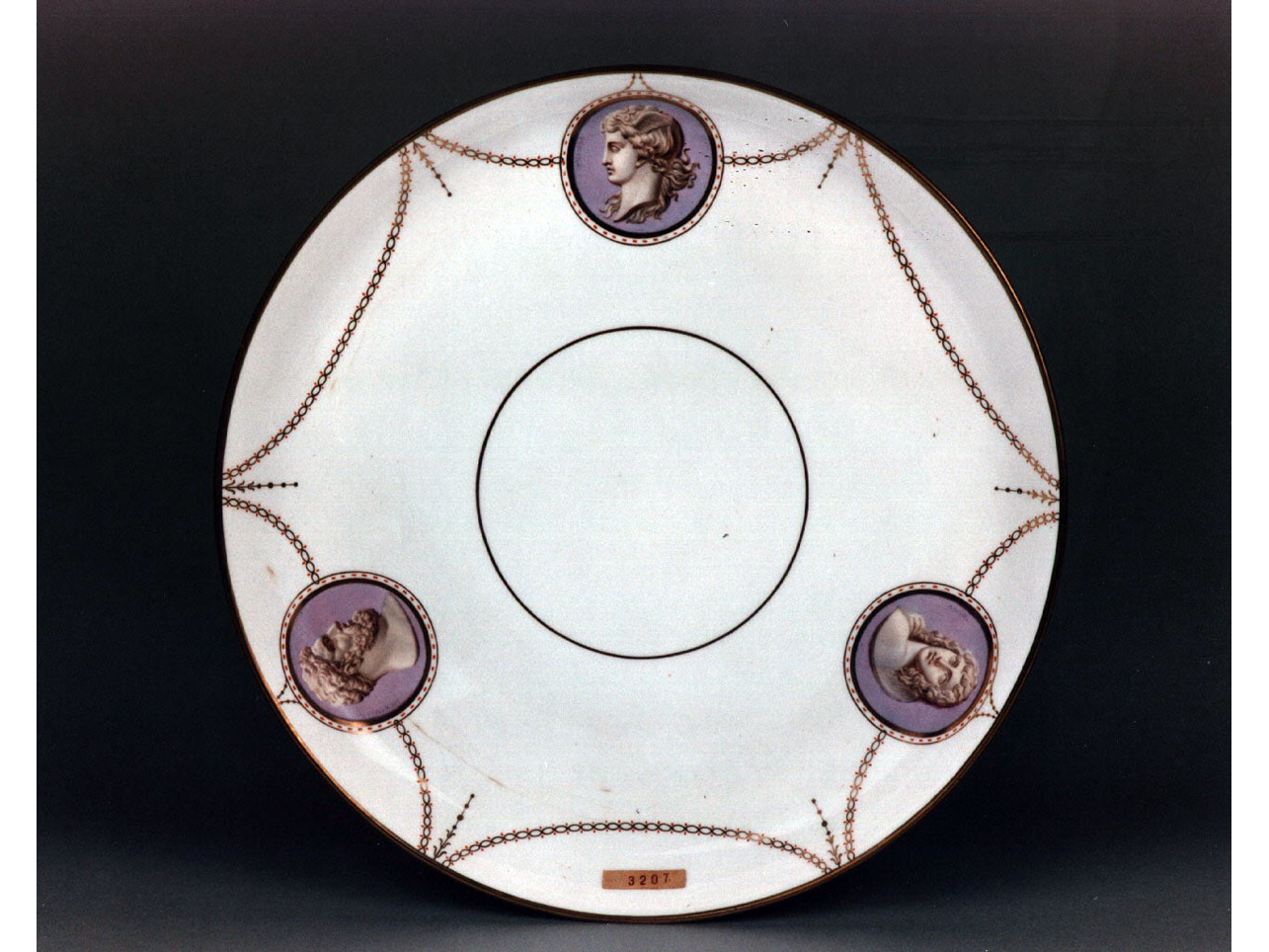 busto di uomo (piatto) - manifattura inglese (sec. XVIII)