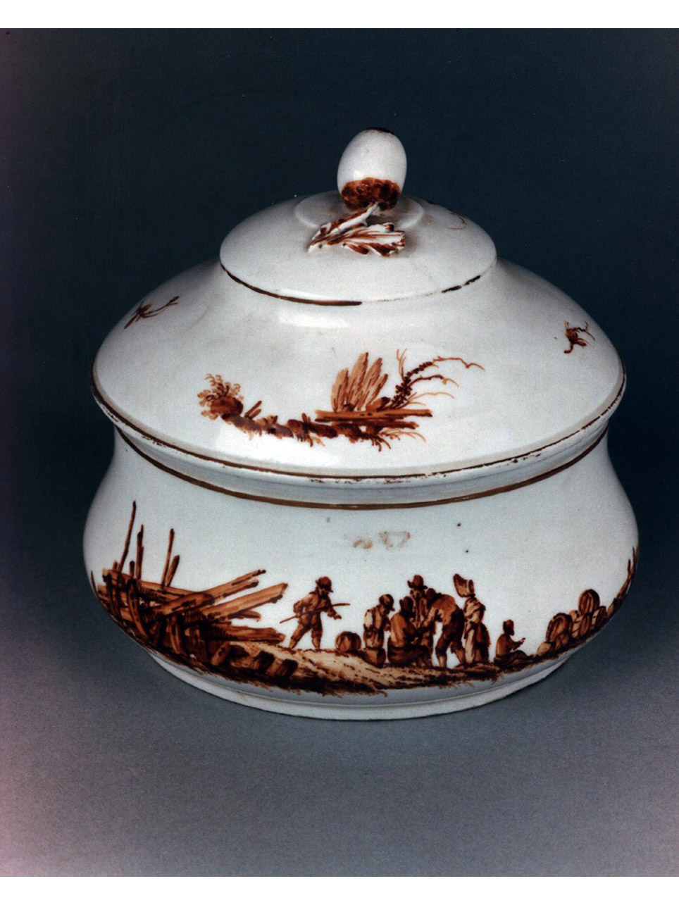 scena campestre con figure (zuppiera) - manifattura di Oude Loosdrecht (sec. XVIII)