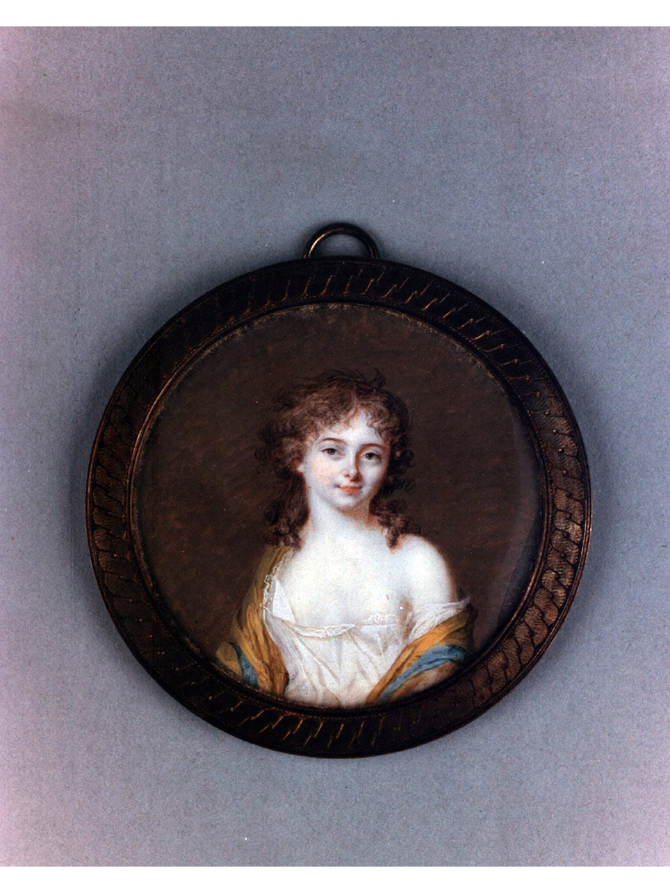 ritratto di donna (medaglione) - bottega parigina (sec. XVIII)