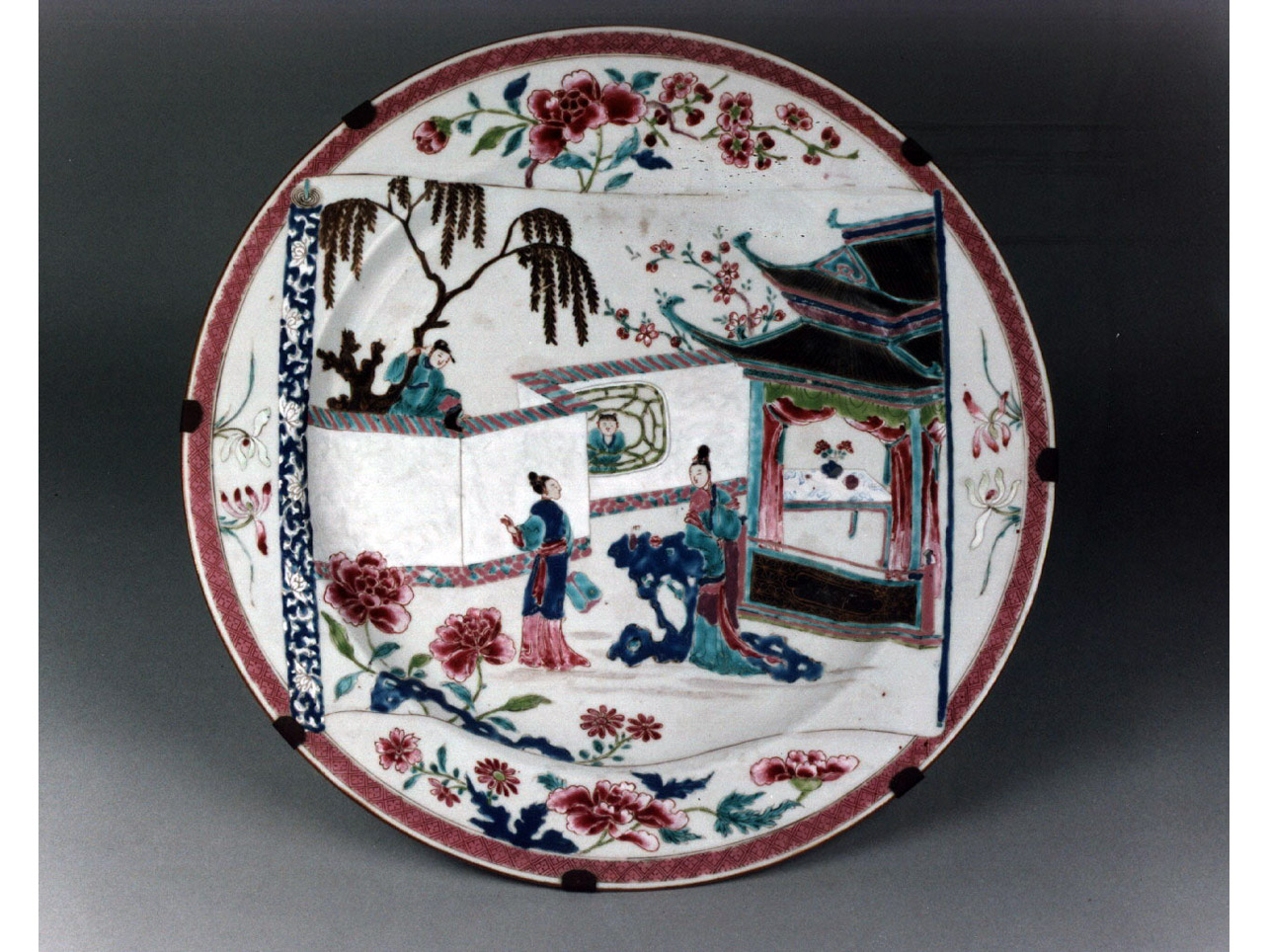 paesaggio (piatto) - manifattura cinese (sec. XVIII)