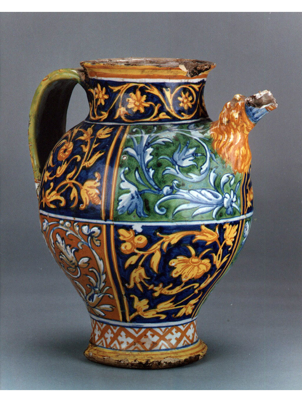 motivi decorativi vegetali (orciolo) - manifattura urbinate (sec. XVI)