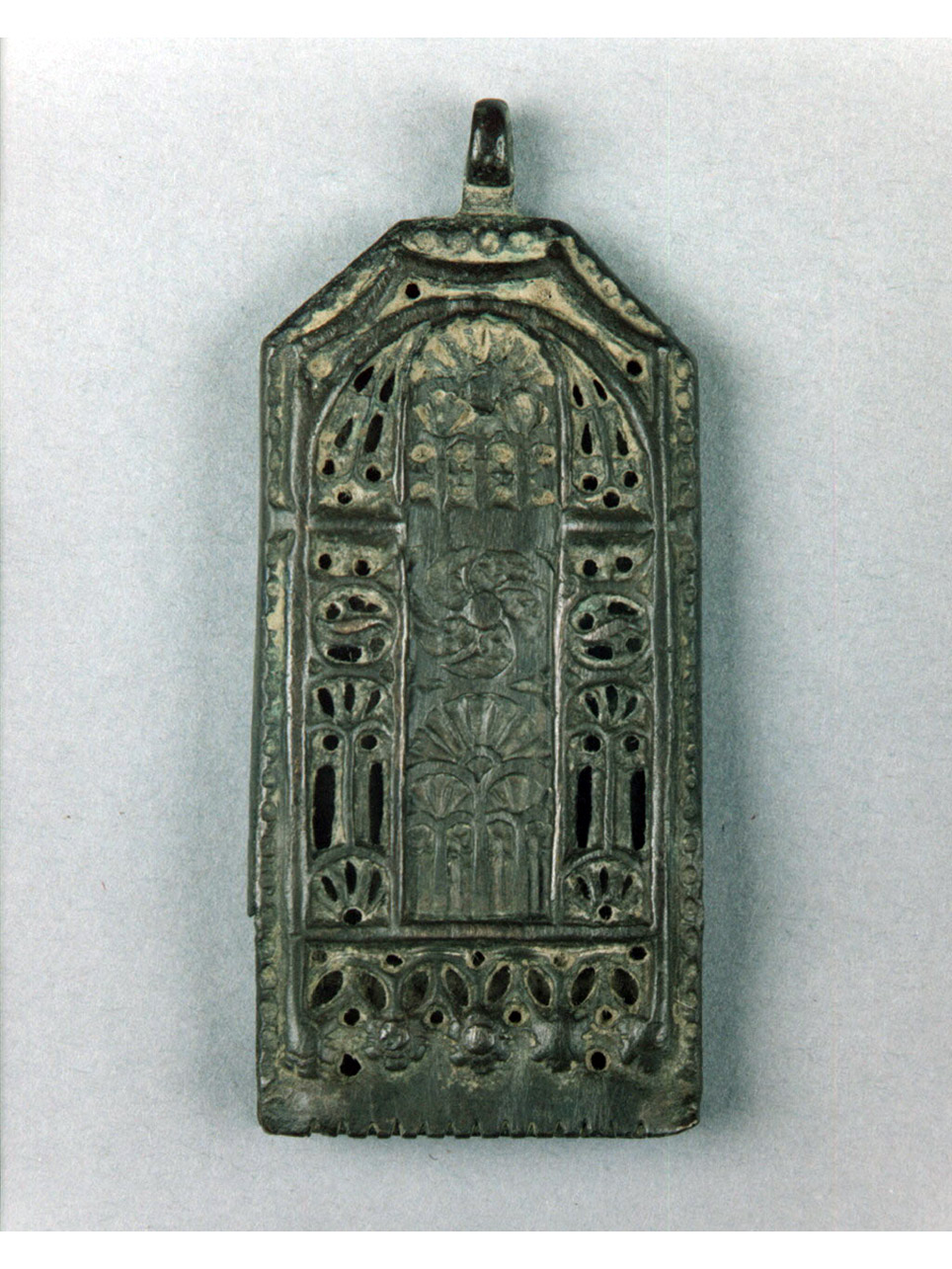 motivi decorativi geometrici (medaglione) - bottega greca (seconda metà sec. XVI)