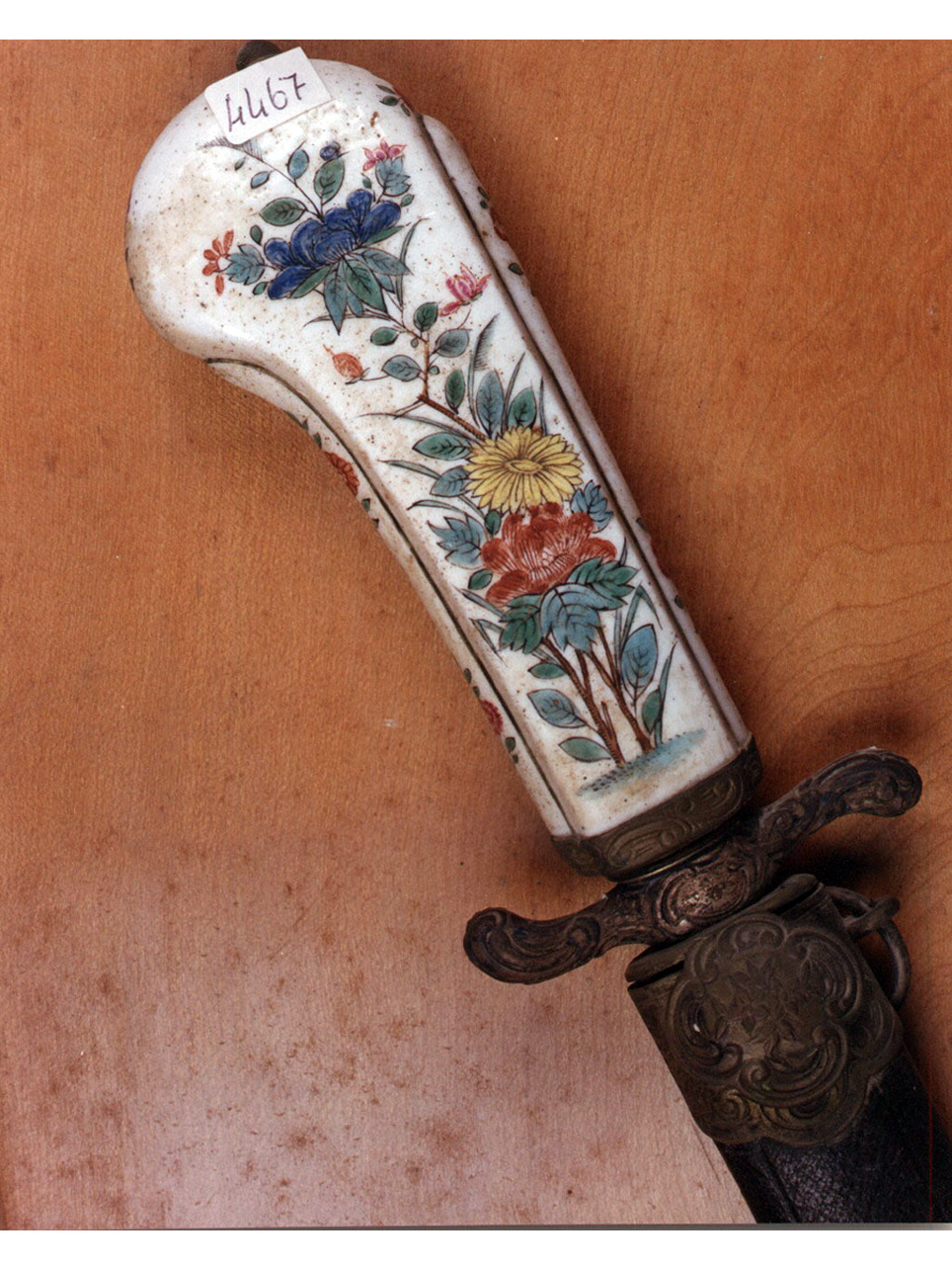 motivi decorativi floreali (paloscio) - bottega francese, manifattura tedesca (sec. XVIII)