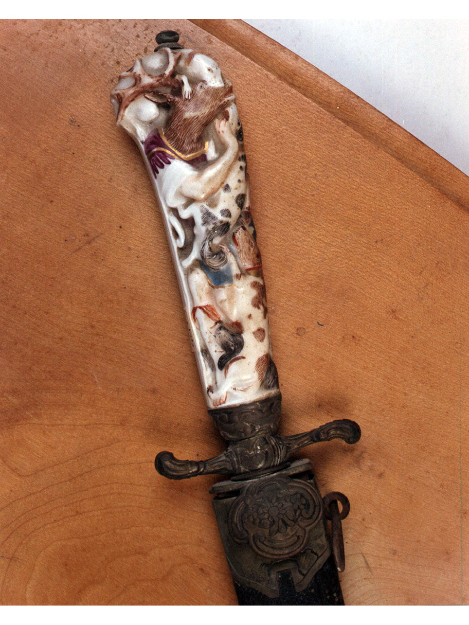 scena di caccia (paloscio) - bottega tedesca (sec. XVIII)