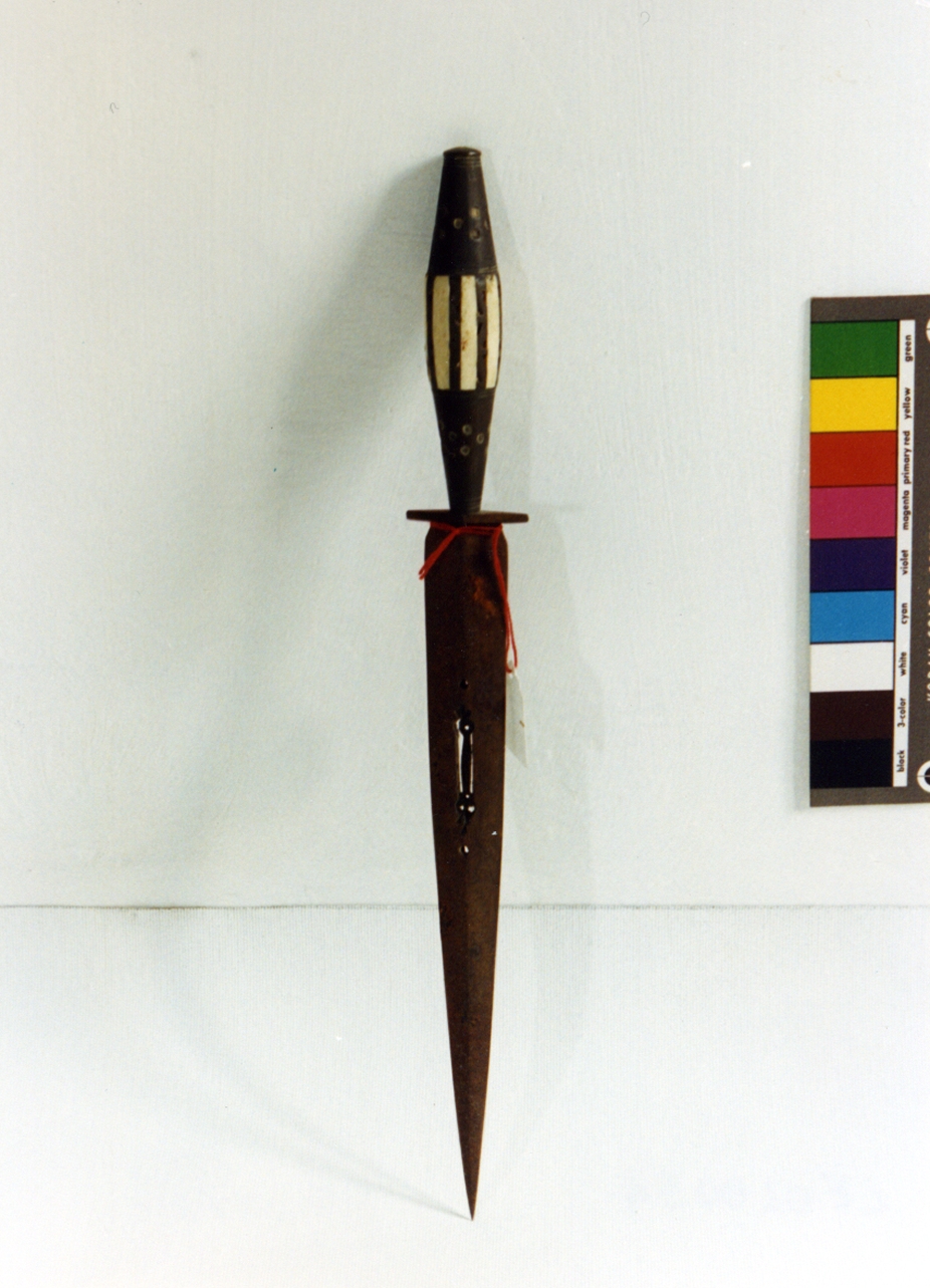 pugnale - bottega spagnola (sec. XVII)