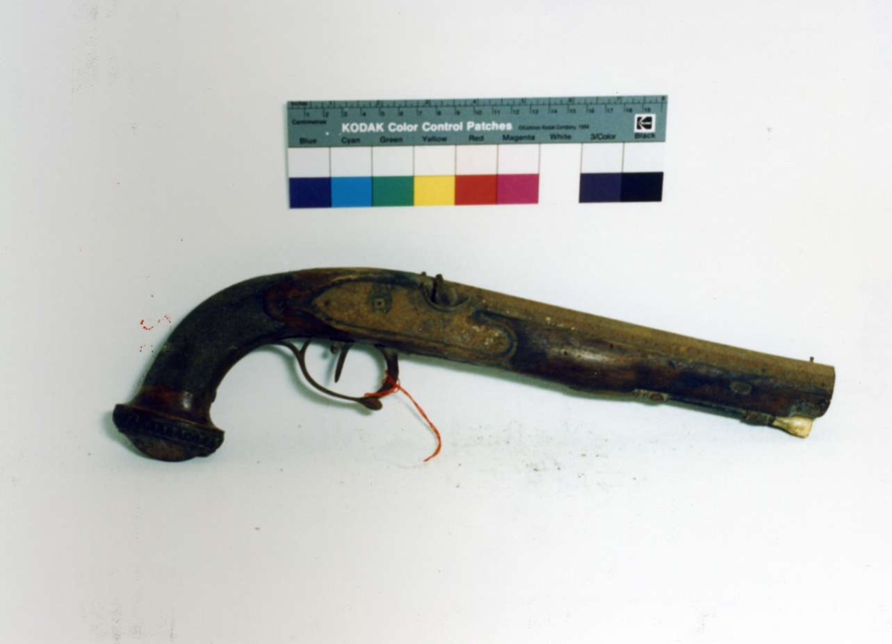pistola - bottega belga (sec. XIX)