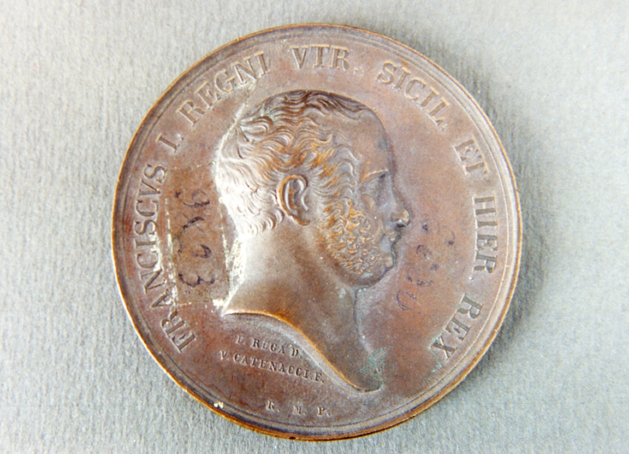 ritratto d'uomo (medaglia) di Rega Filippo, Catenacci Vincenzo (sec. XIX)