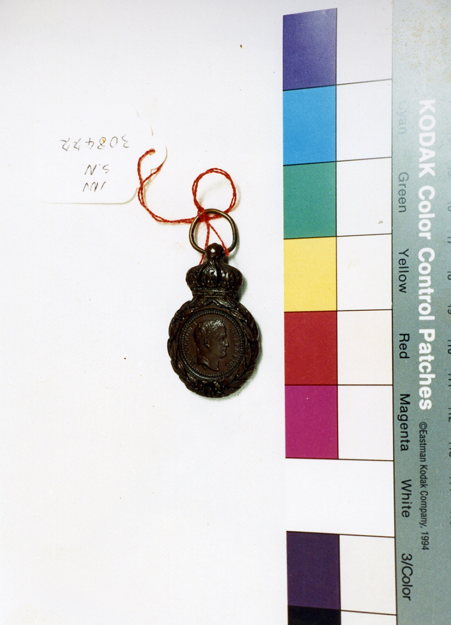 ritratto d'uomo (fermaglio) - bottega napoletana (sec. XIX)