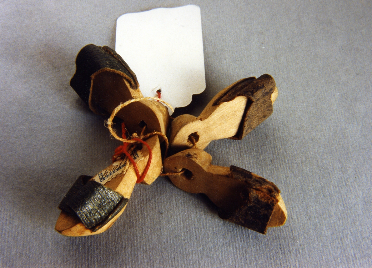 zoccolo, serie - bottega napoletana (secc. XVIII/ XIX)