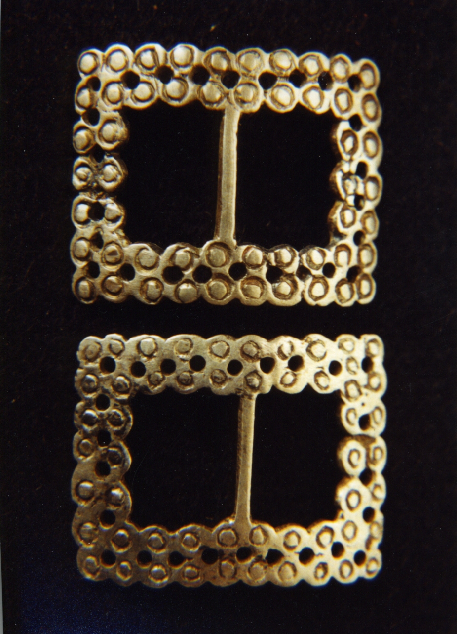 fibbia, serie - bottega napoletana (secc. XVIII/ XIX)