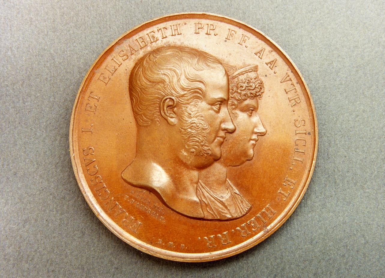 ritratto d'uomo (medaglia) di Rega Filippo, D'Andrea Francesco (sec. XIX)